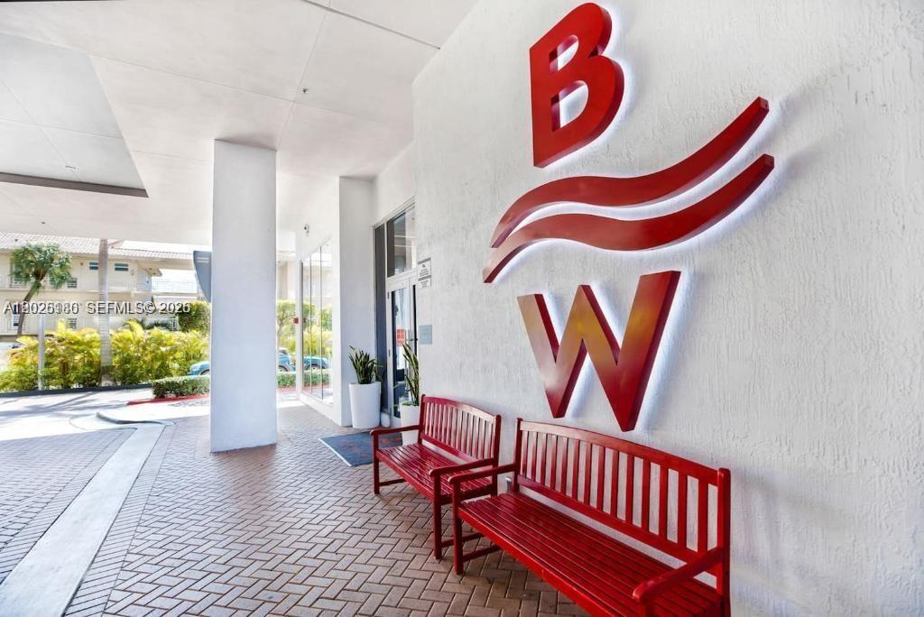 2602 E E HALLADALE # T3105, Hallandale Beach FL 33009