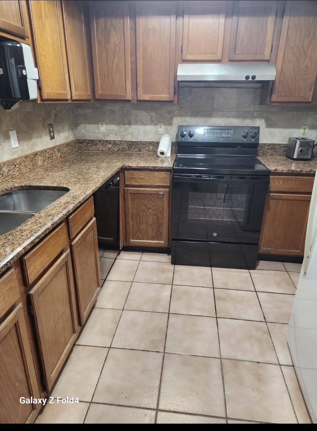 2780 Norfolk Pine Court — Photo 2