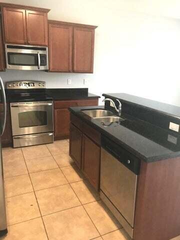 219 SW 7th Street — Photo 5