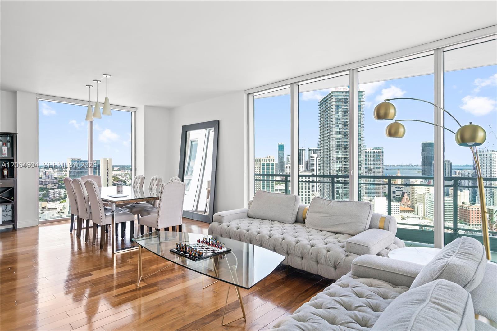 90 SW 3rd St # 3504, Miami FL 33130
