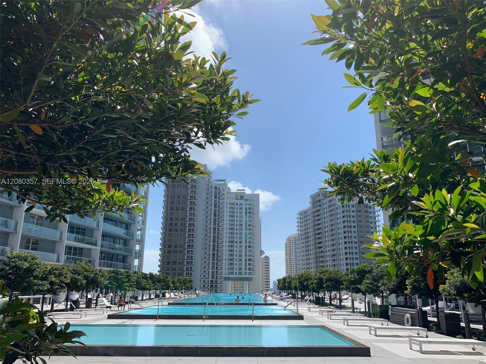 485 Brickell Ave # 2606 — Photo 2