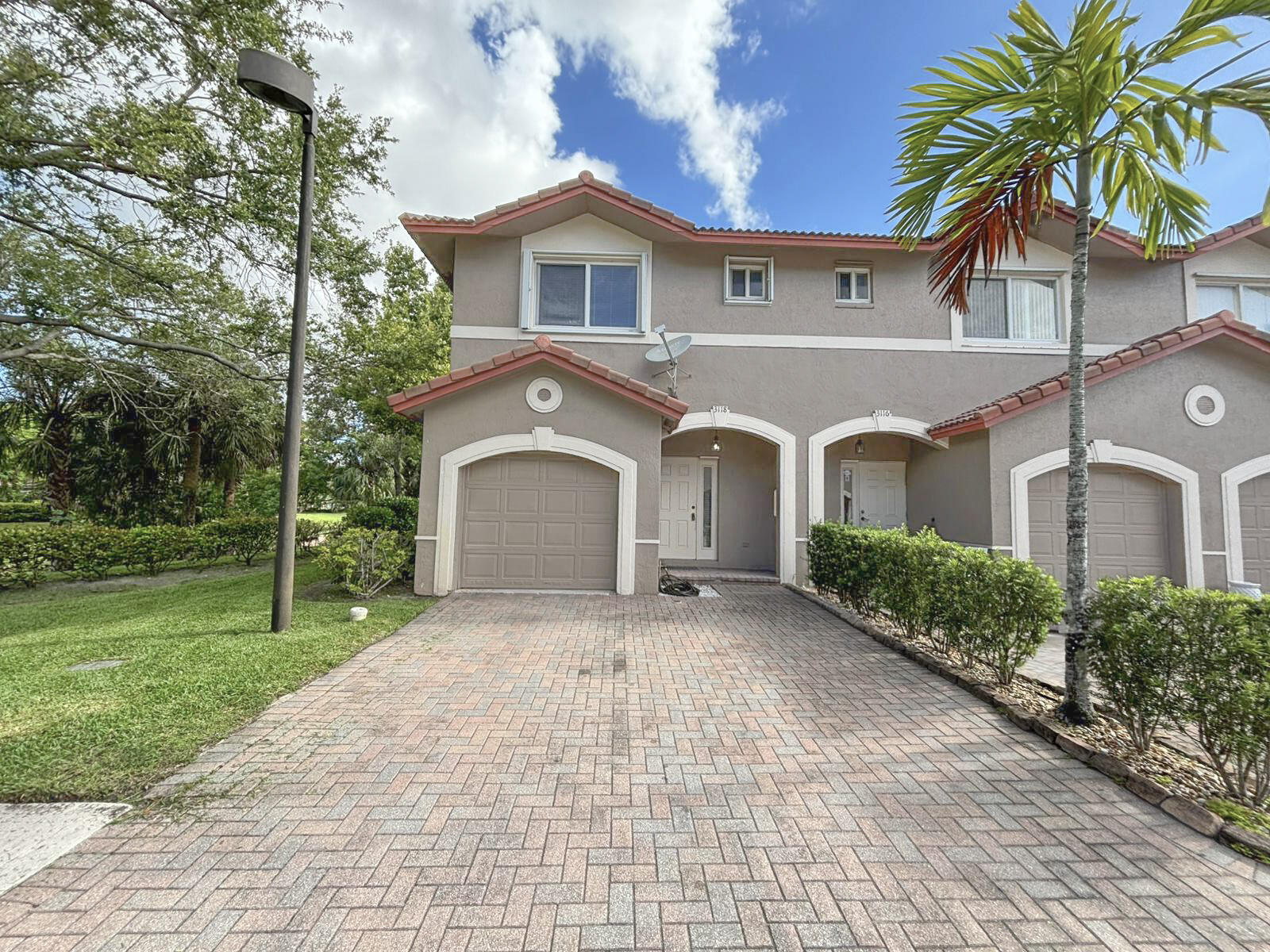 3118 CORAL RIDGE Drive # 3118, Coral Springs FL 33065