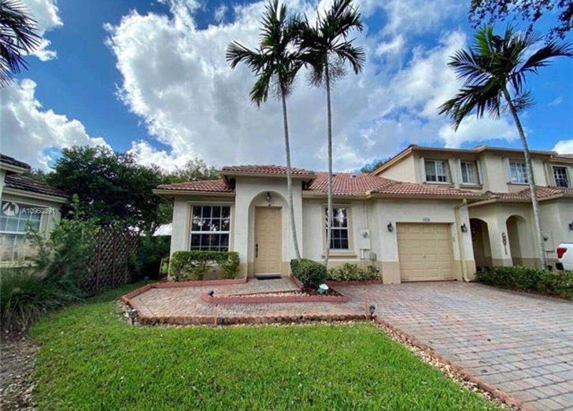 1828 NW 79TH Way NW, Pembroke Pines FL 33024