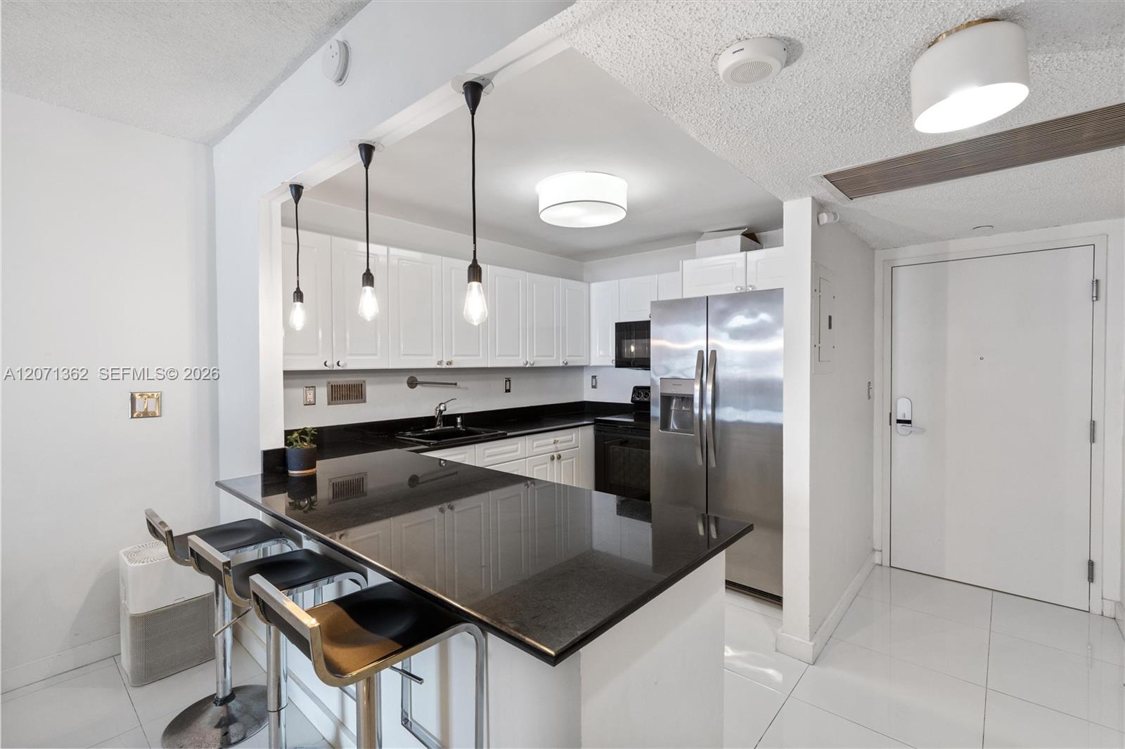 2301 collins ave # 931 — Photo 3