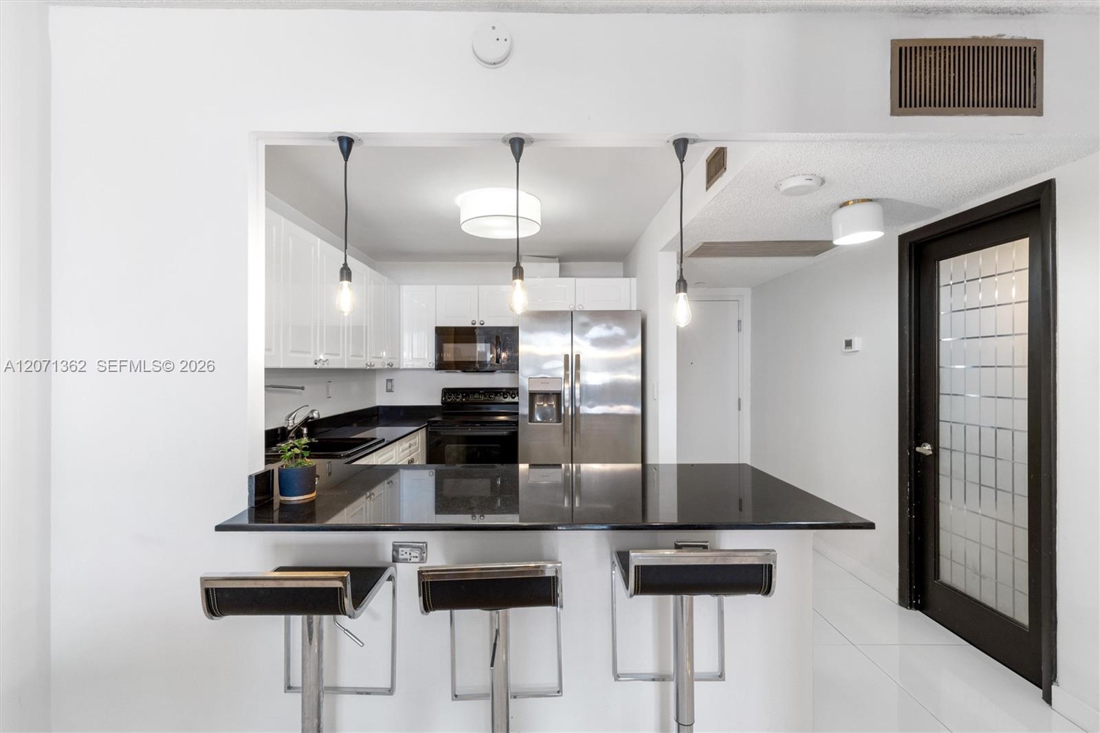 2301 collins ave # 931 — Photo 5