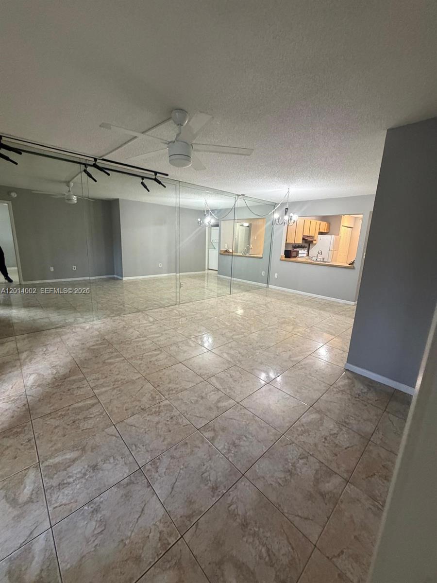 20825 NE 8th Ct # 19, Miami FL 33179