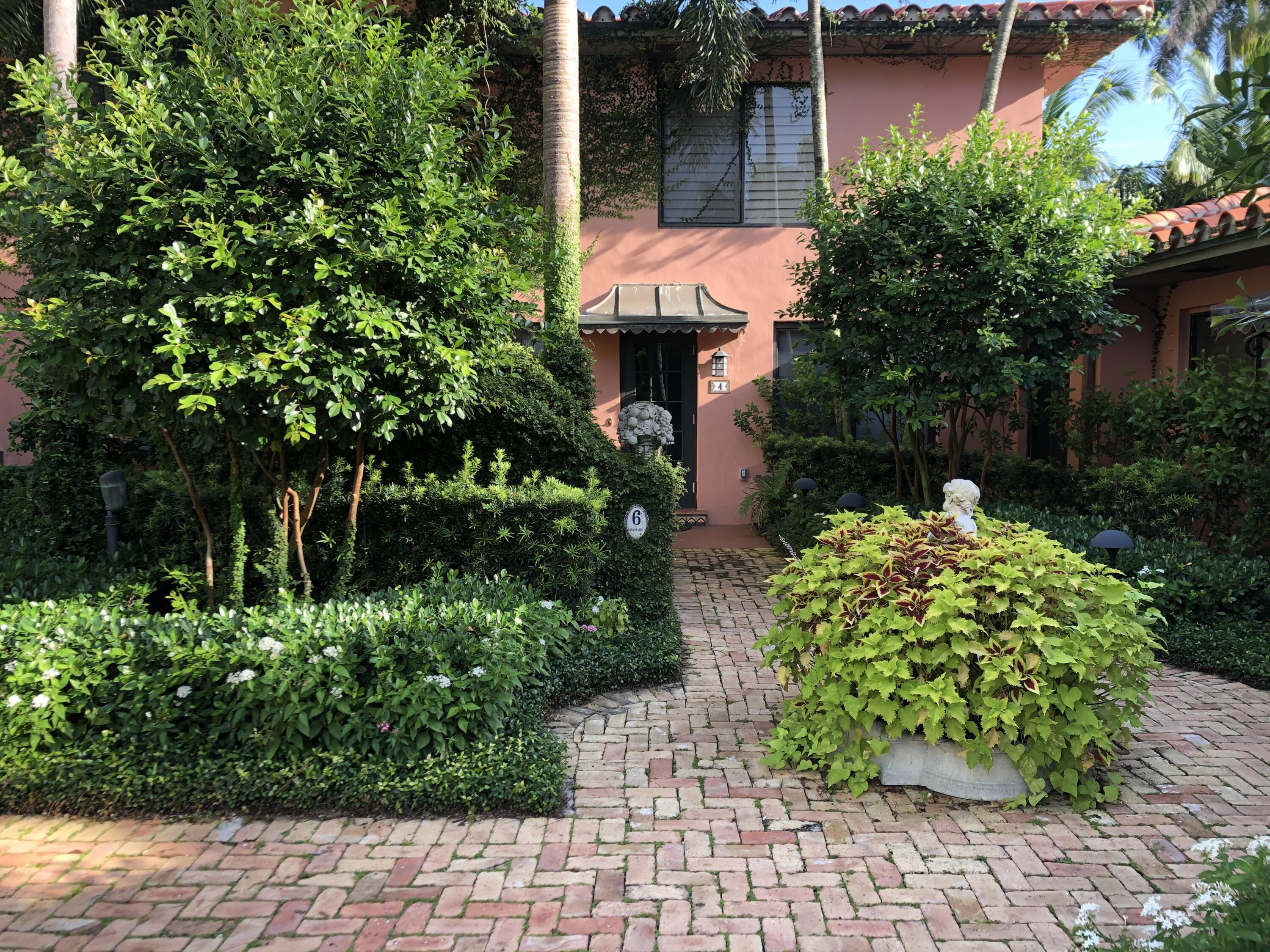 226 Chilean Avenue # 4, Palm Beach FL 33480