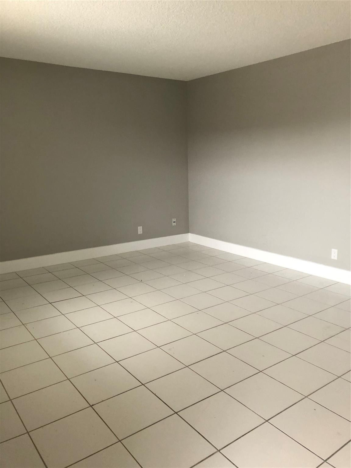 500 NE 2nd Street # 215 — Photo 4