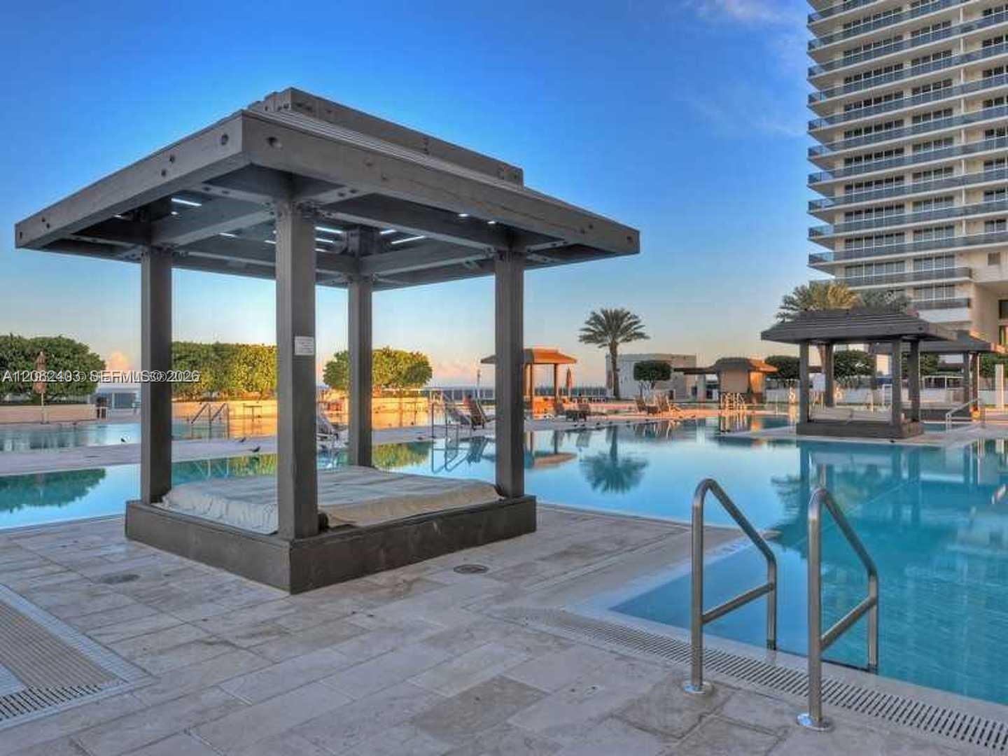 1850 S Ocean Dr # 4202 — Photo 2