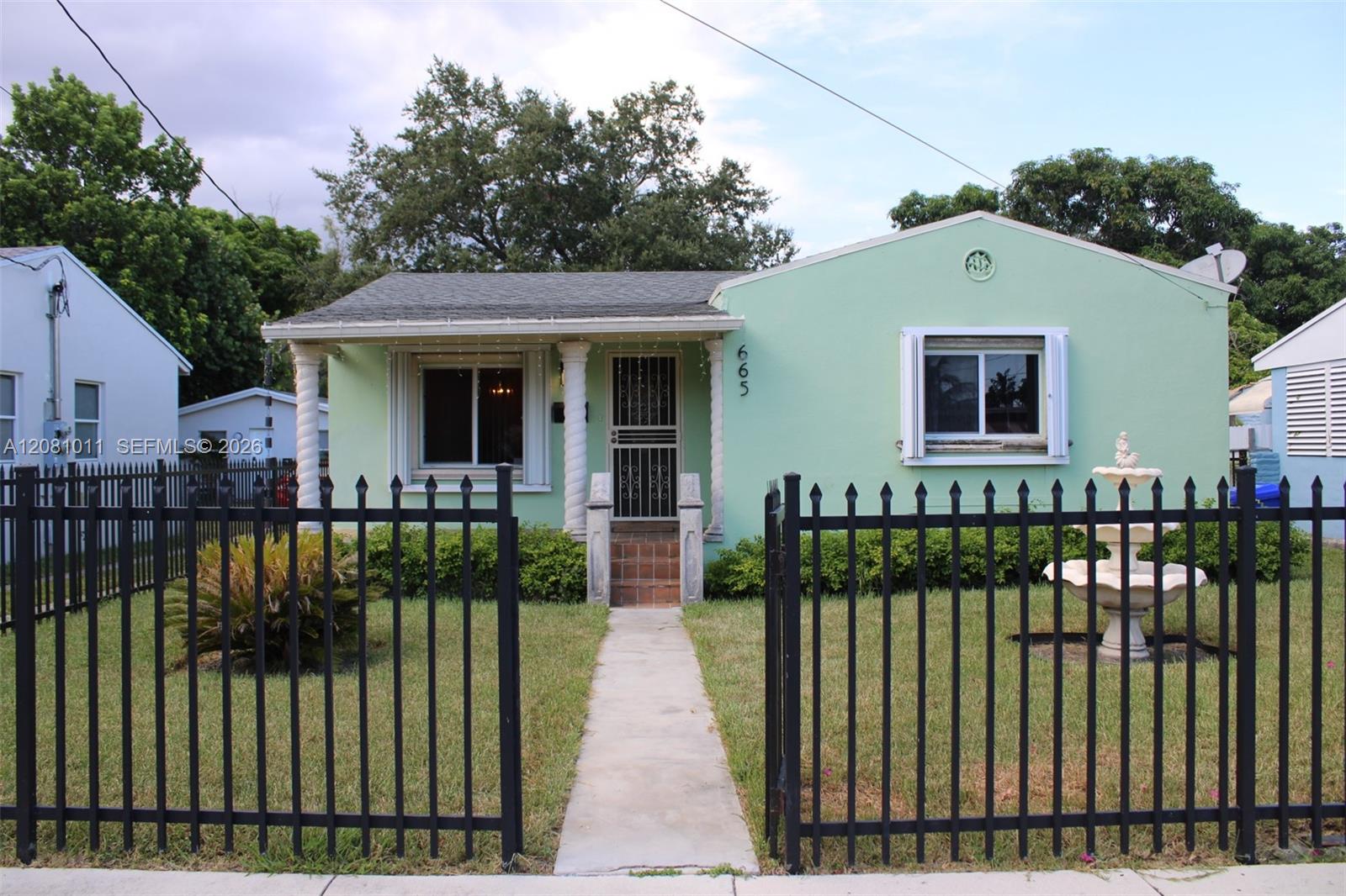 665 NW 50th St, Miami FL 33127