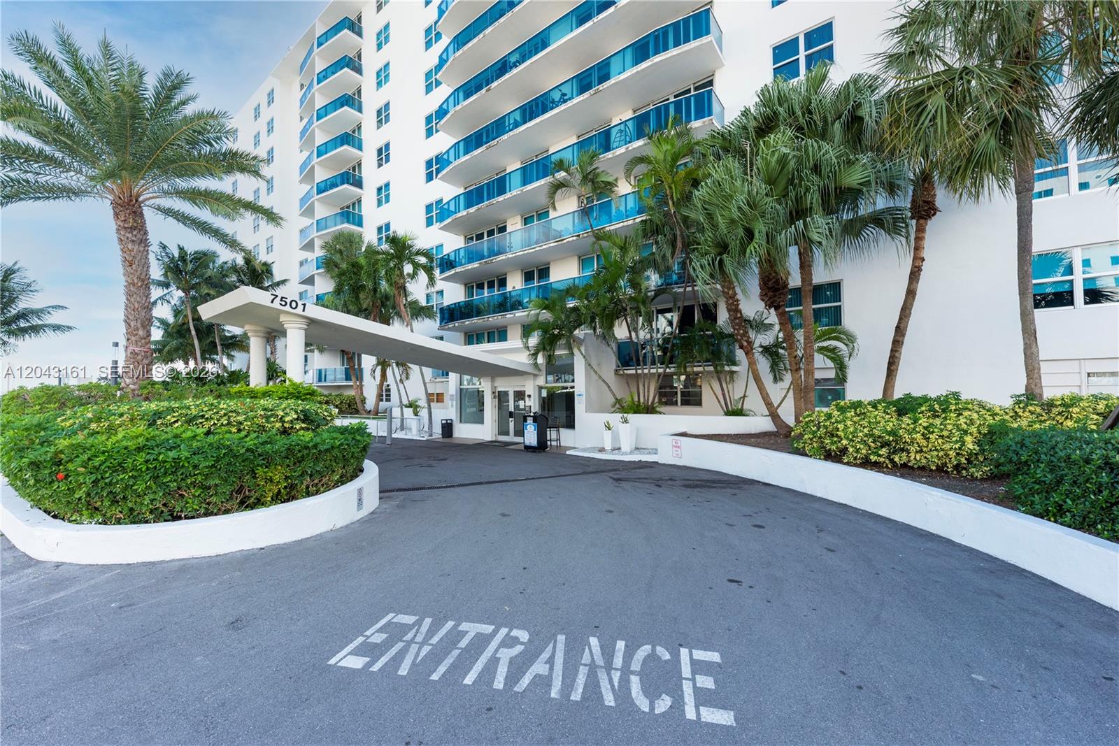 7501 E Treasure Dr # 6A, North Bay Village FL 33141