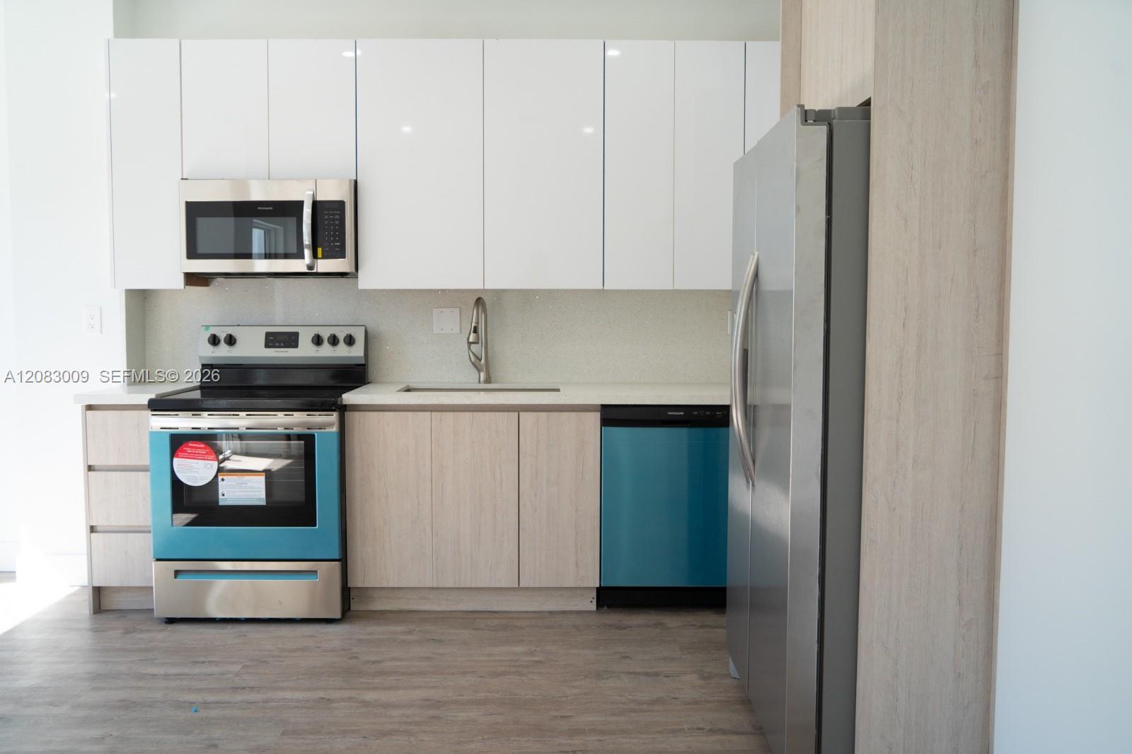 500 Foster Rd # C — Photo 5