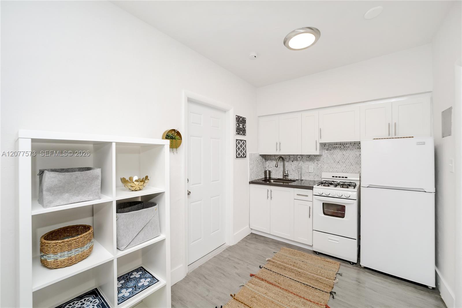 770 NE 123rd St # 24 — Photo 5