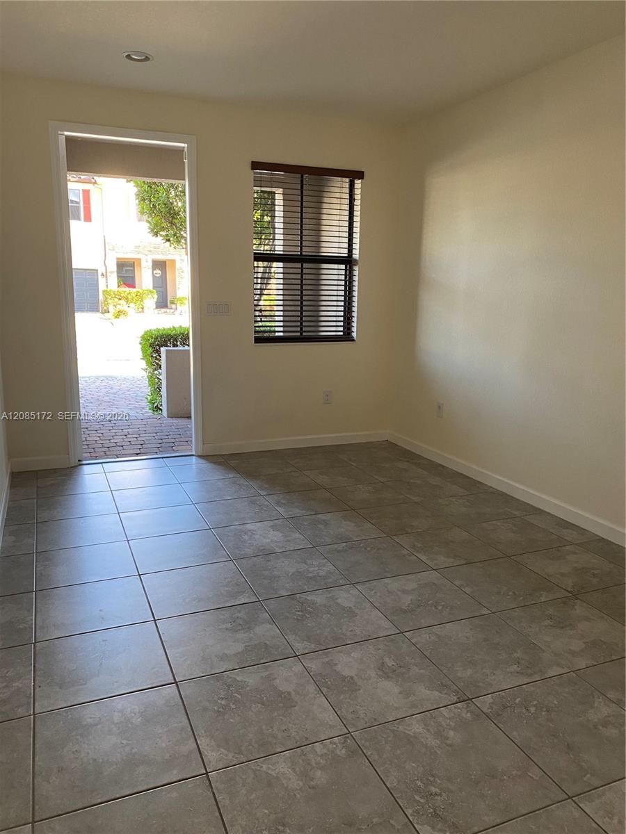 15063 SW 118th Ln # 15063 — Photo 4