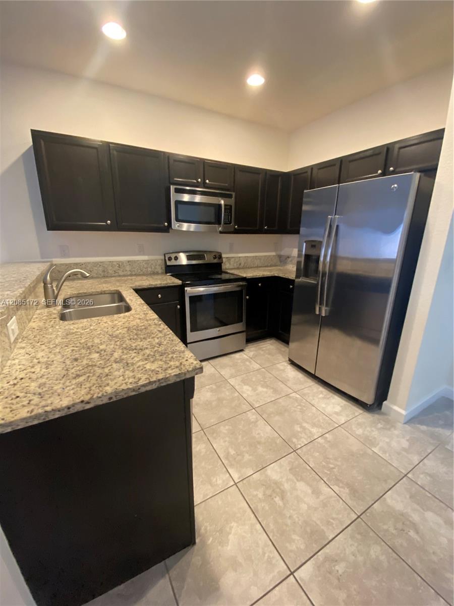 15063 SW 118th Ln # 15063 — Photo 5