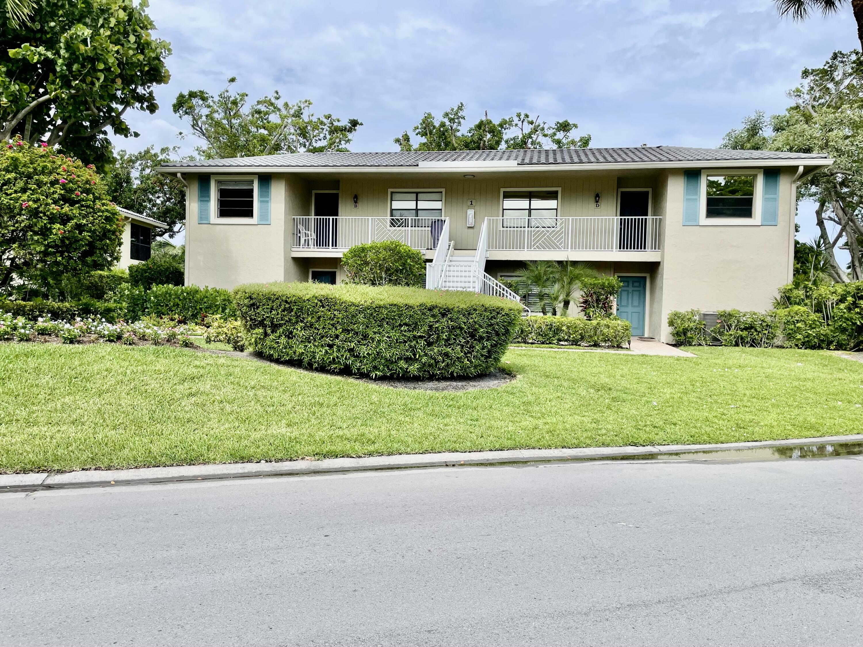 1 WESTGATE Lane # 1B, Boynton Beach FL 33436