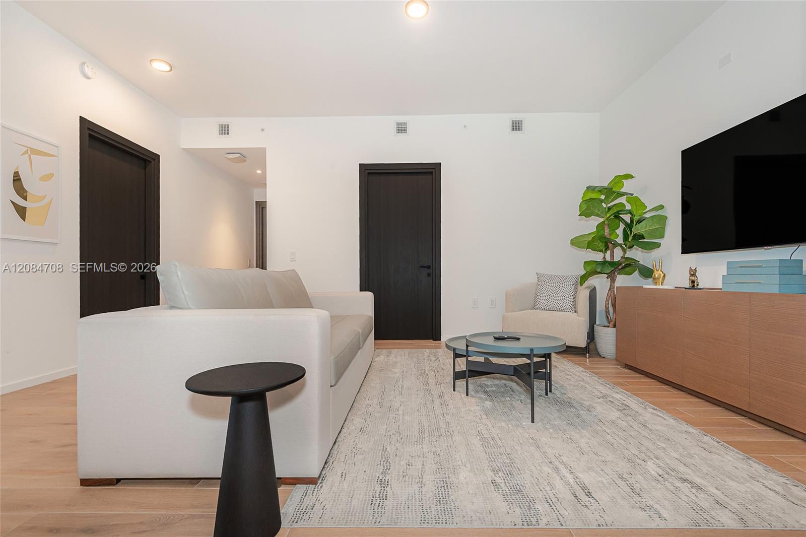 398 NE 5th St # 3417 — Photo 4
