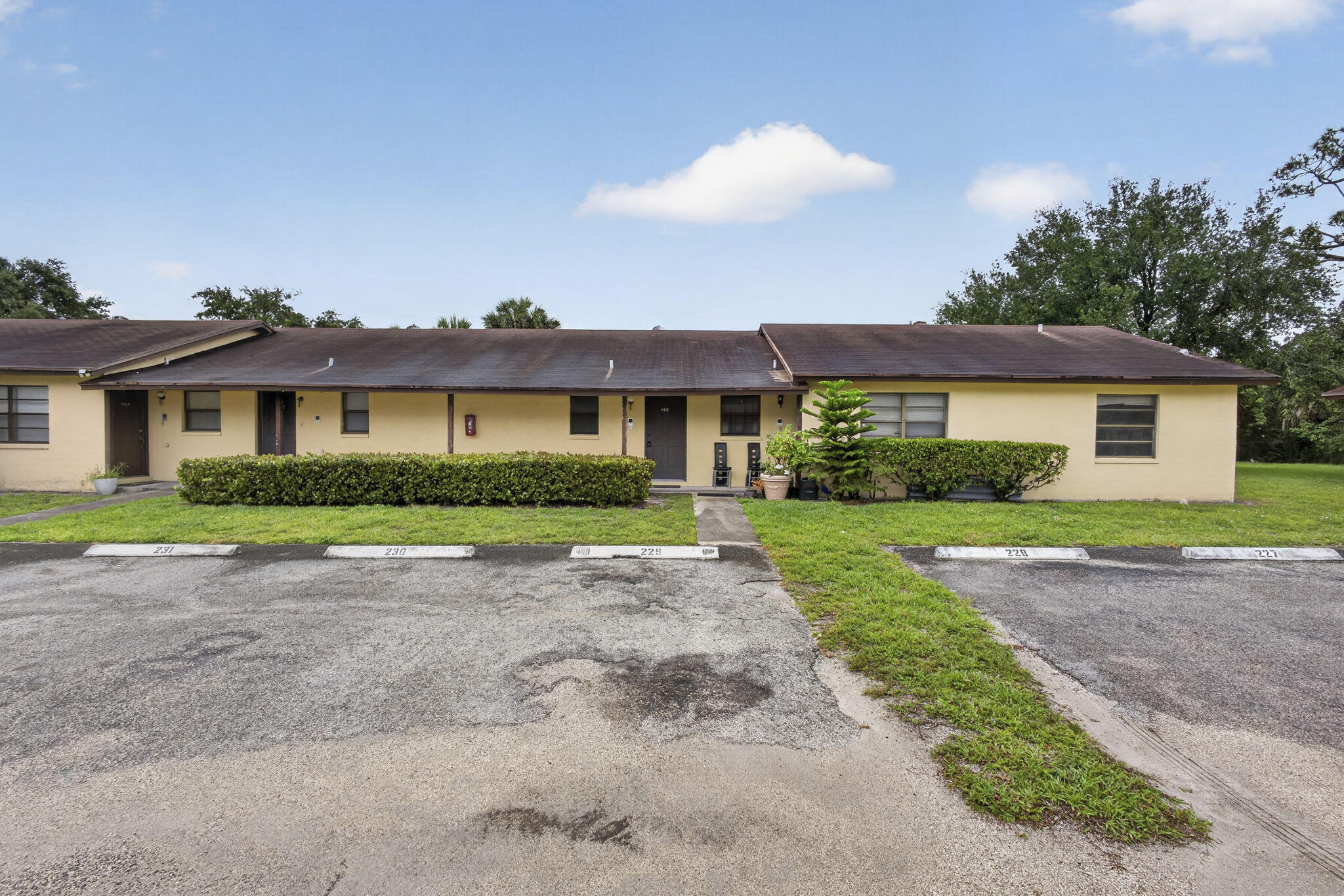 4661 Perth Road, West Palm Beach FL 33415