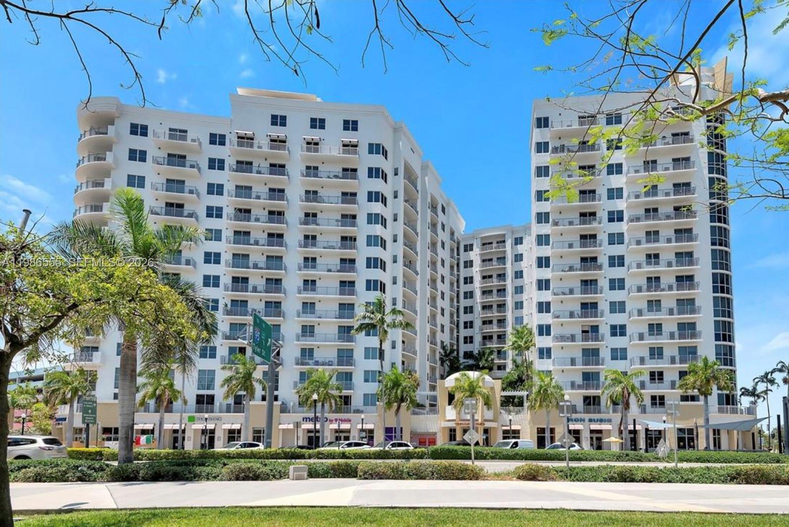 1830 Radius Dr # 501, Hollywood FL 33020