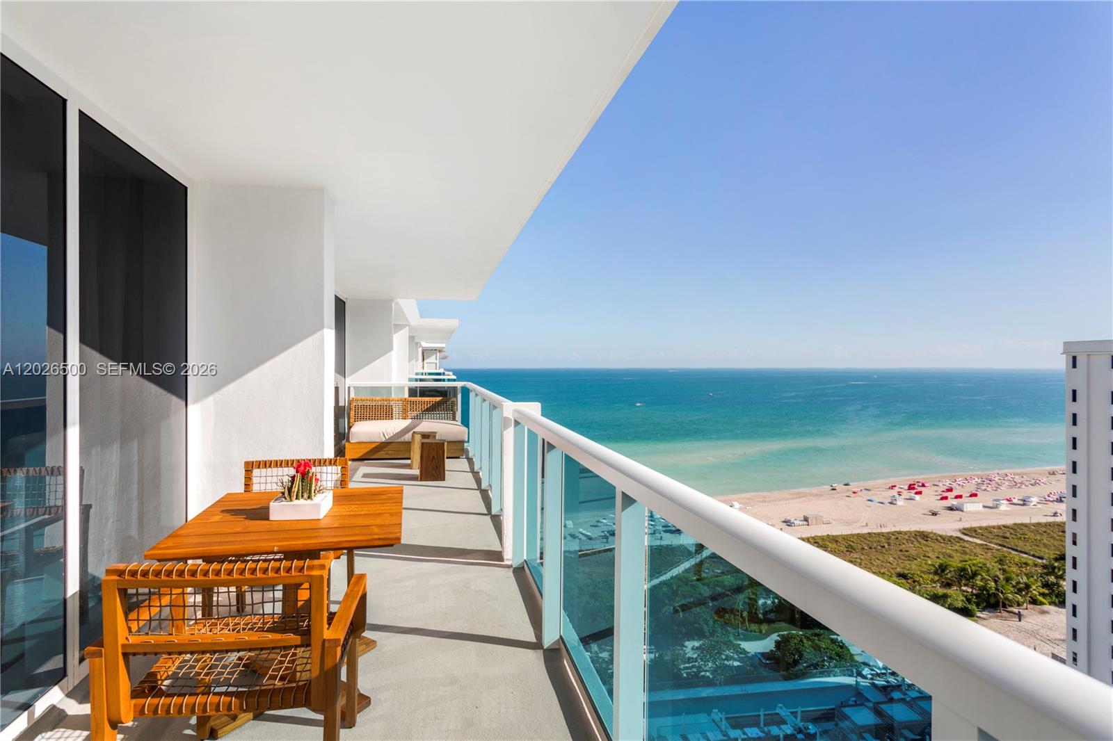 102 24th St # 1706, Miami Beach FL 33139