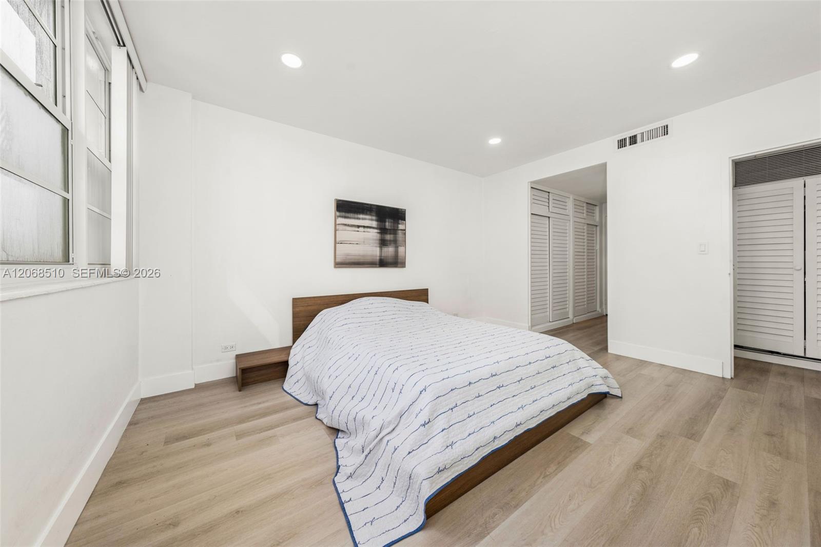 1408 Brickell Bay Dr # 518 View 11