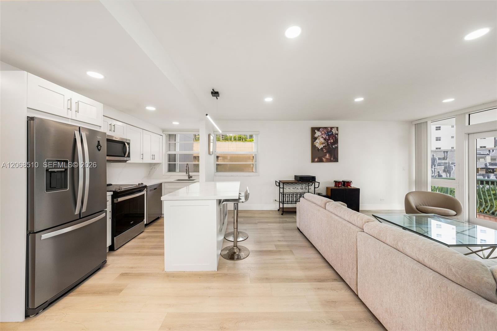 1408 Brickell Bay Dr # 518 View 6