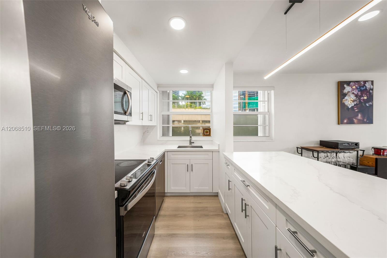 1408 Brickell Bay Dr # 518 View 8