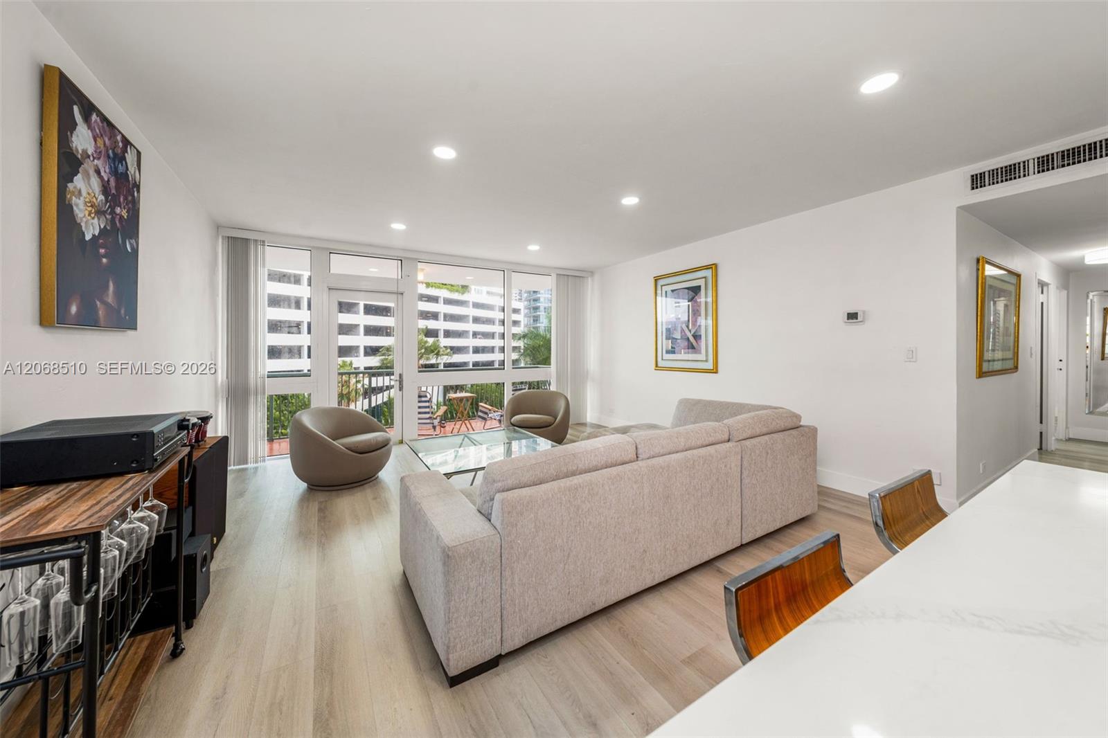 1408 Brickell Bay Dr # 518 View 9