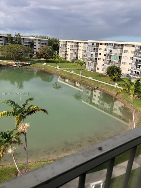 2855 Leonard Dr # H606, Aventura FL 33160
