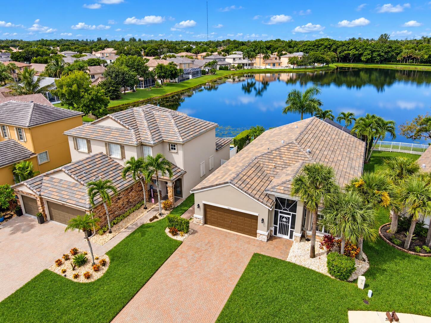 5691 Saddle Trail Lane — Photo 4