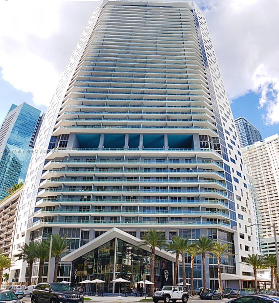 1300 Brickell Bay Dr # 2512, Miami FL 33131