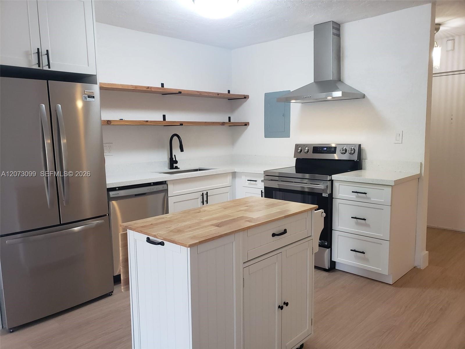7000 NW 17th St # 116 — Photo 3