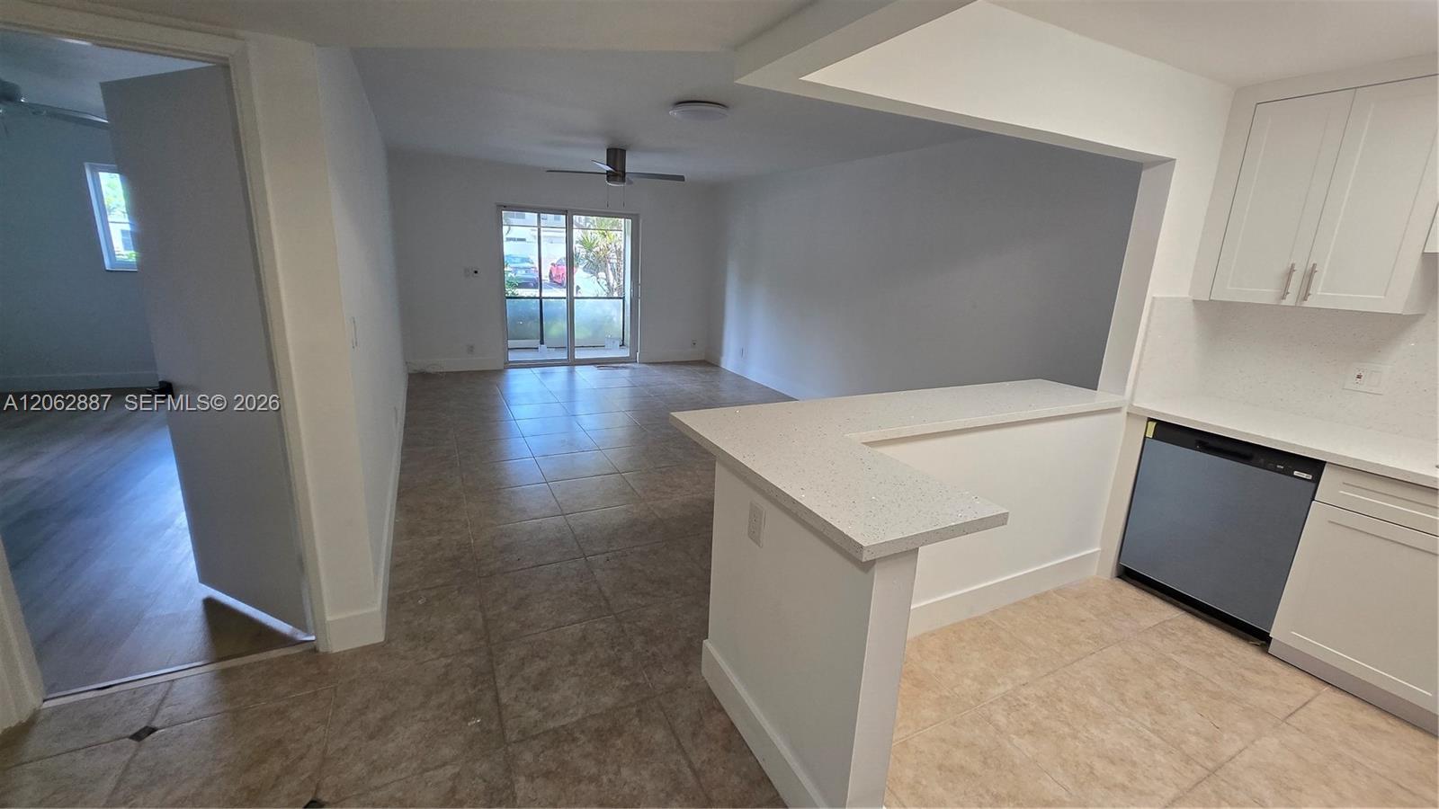 255 S Cypress Rd # 307 — Photo 2