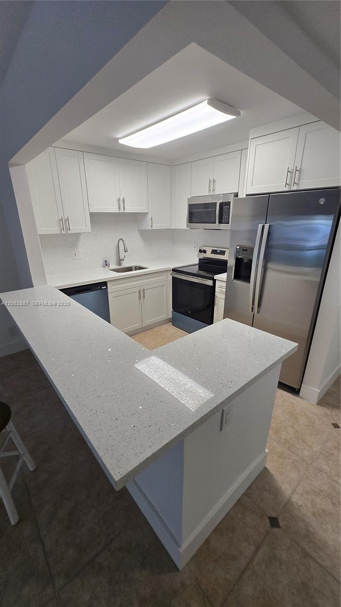 255 S Cypress Rd # 307 — Photo 4