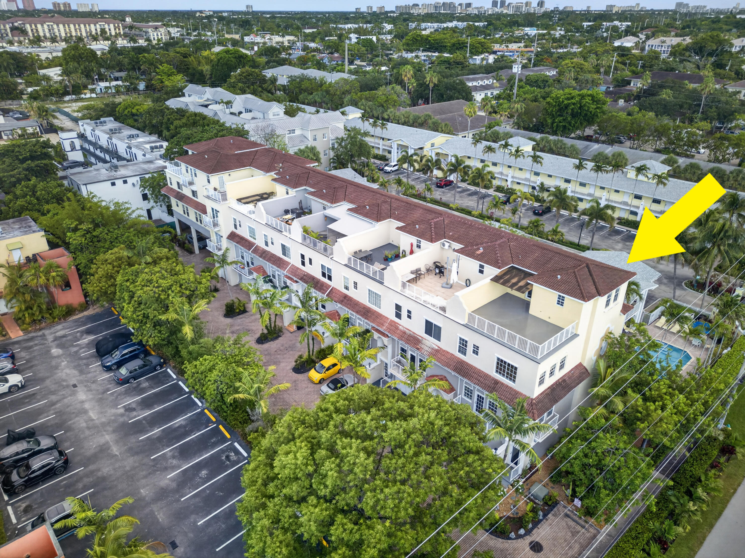 2700 NE 8th Avenue, Wilton Manors FL 33334