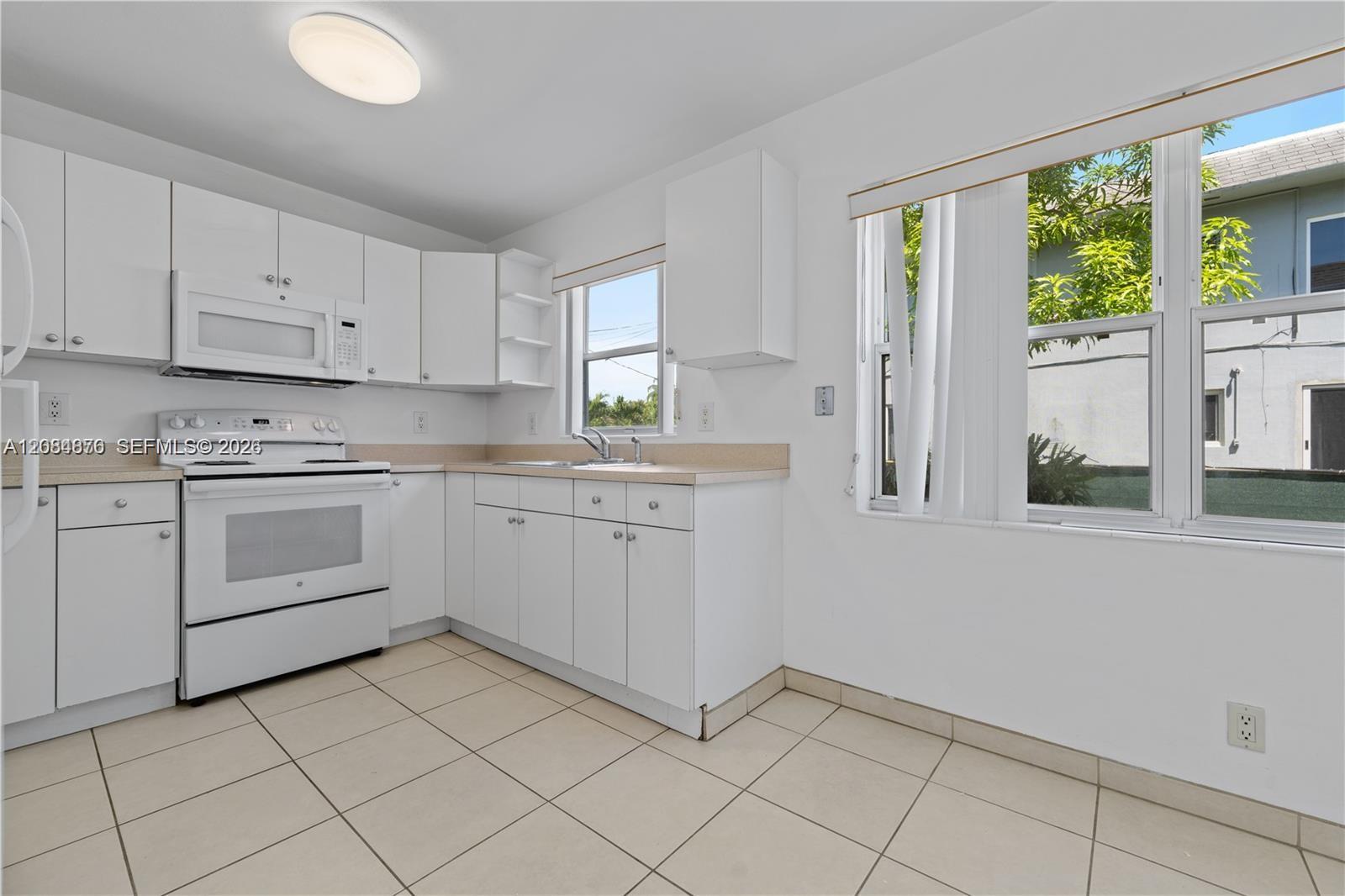 5207 SW 91st Ave # 7 — Photo 4
