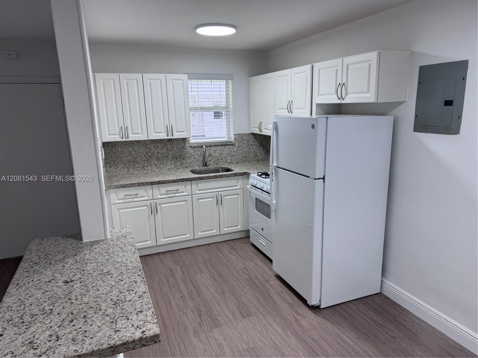 6775 SW 44th St # 24 — Photo 4