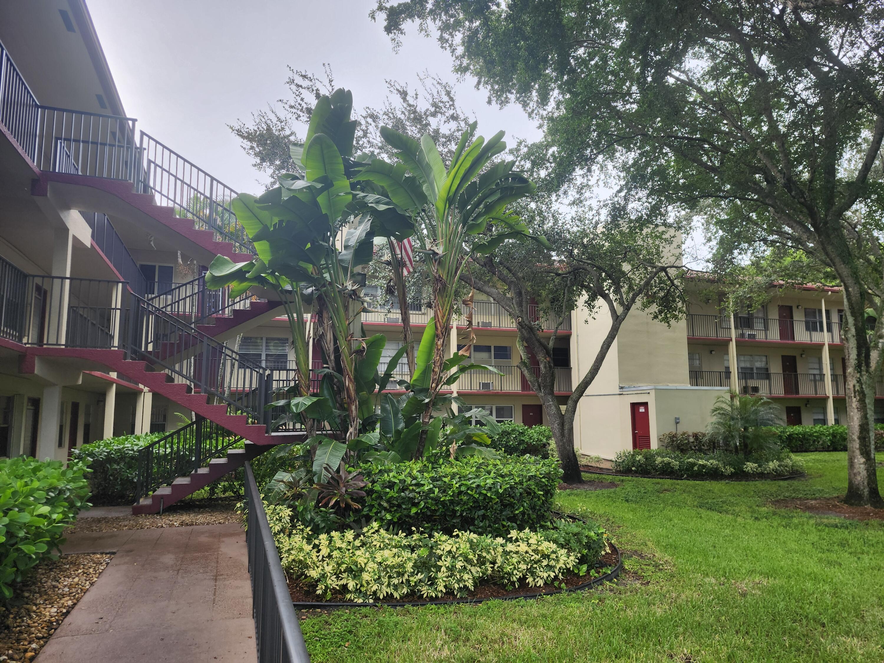 200 SW 132ND Way # 105L, Pembroke Pines FL 33027