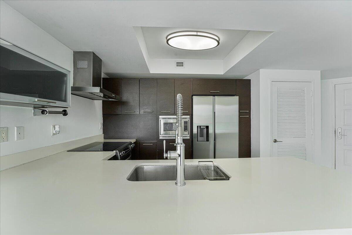200 SUNNY ISLES Boulevard # 1701 View 6