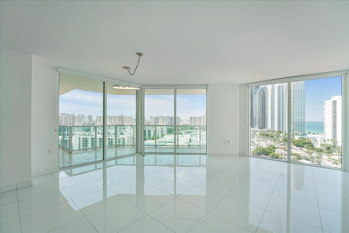200 SUNNY ISLES Boulevard # 1701 View 9