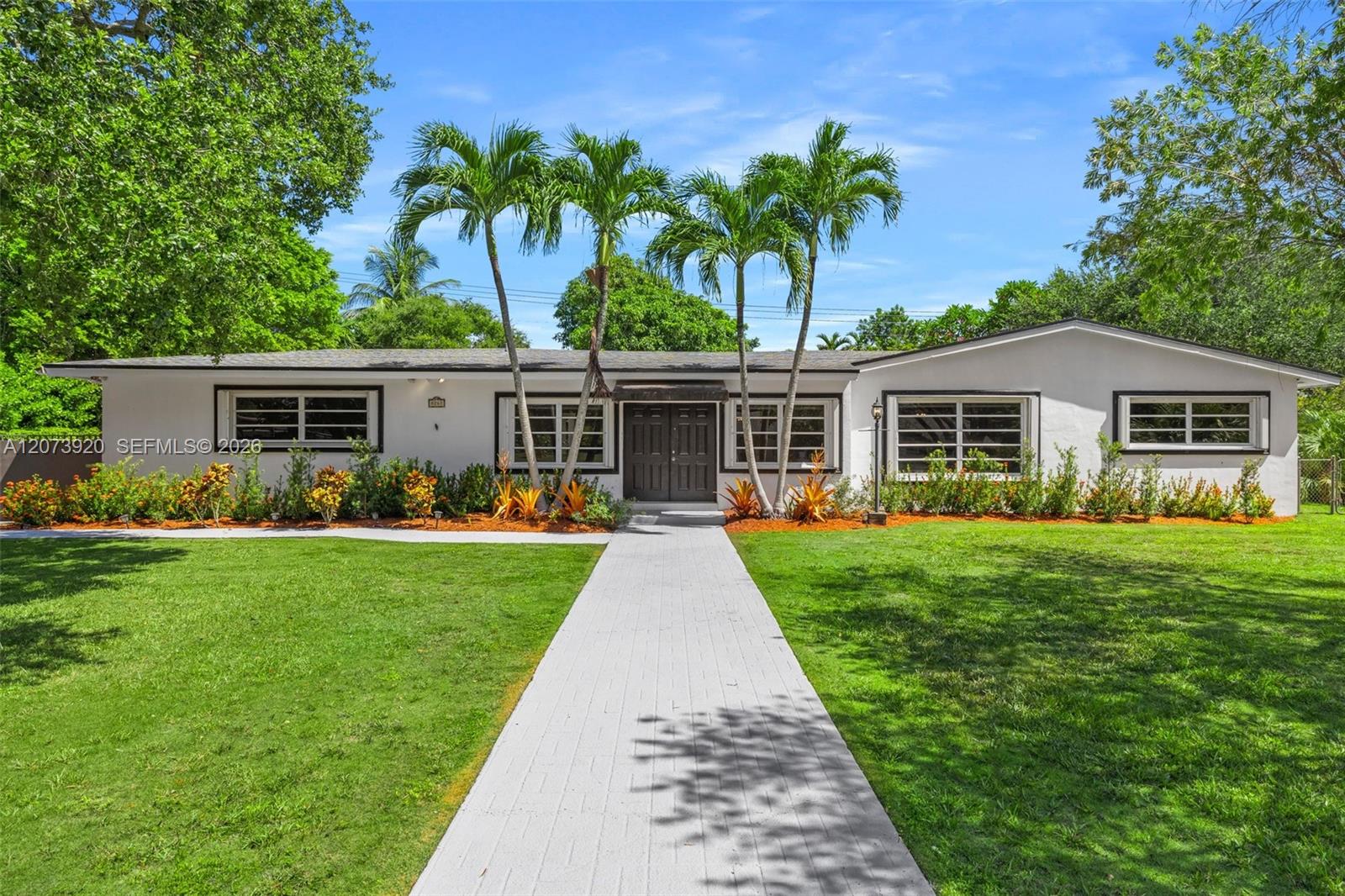 8261 SW 142nd St, Palmetto Bay FL 33158