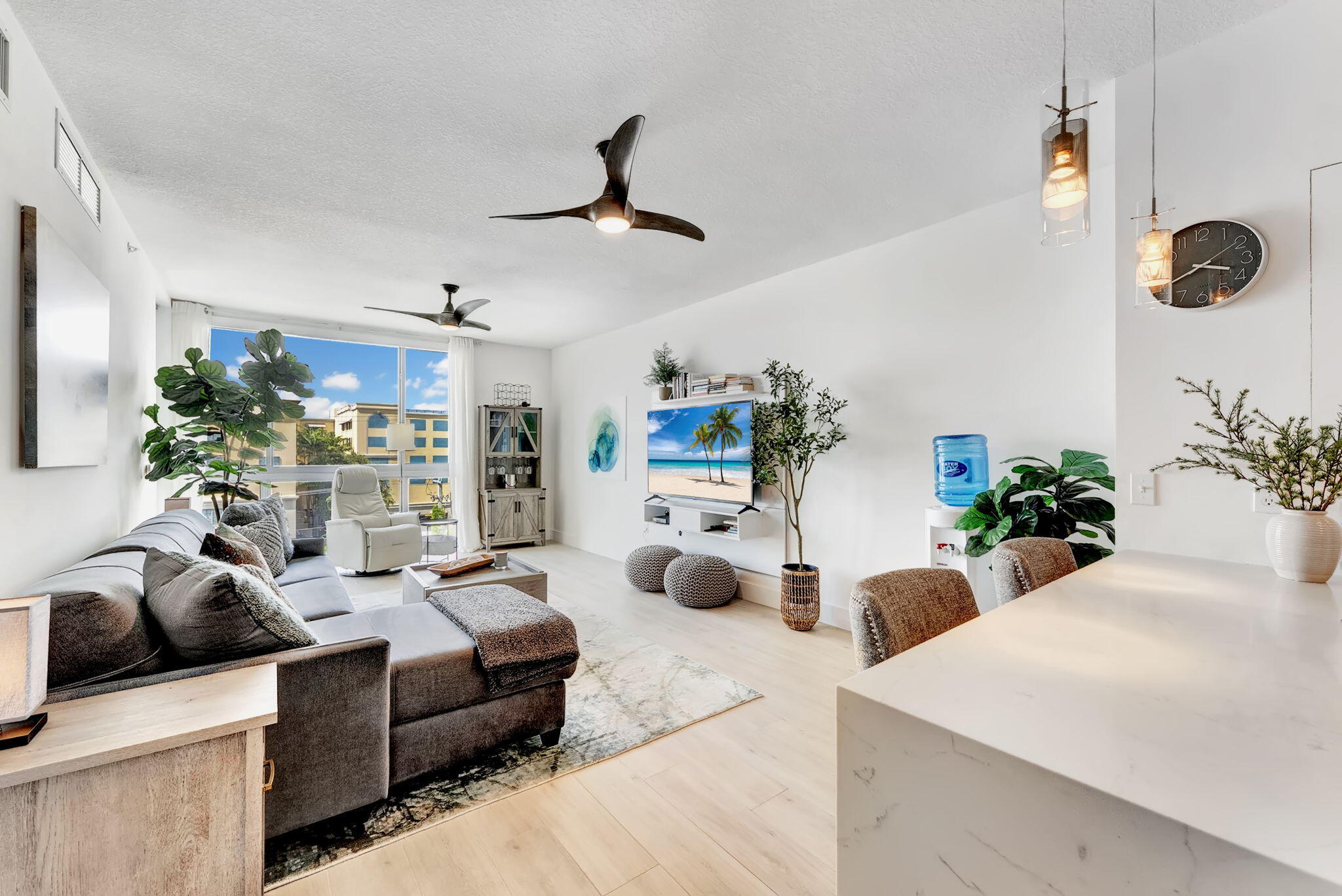 111 SE 1st Avenue # 517, Delray Beach FL 33444