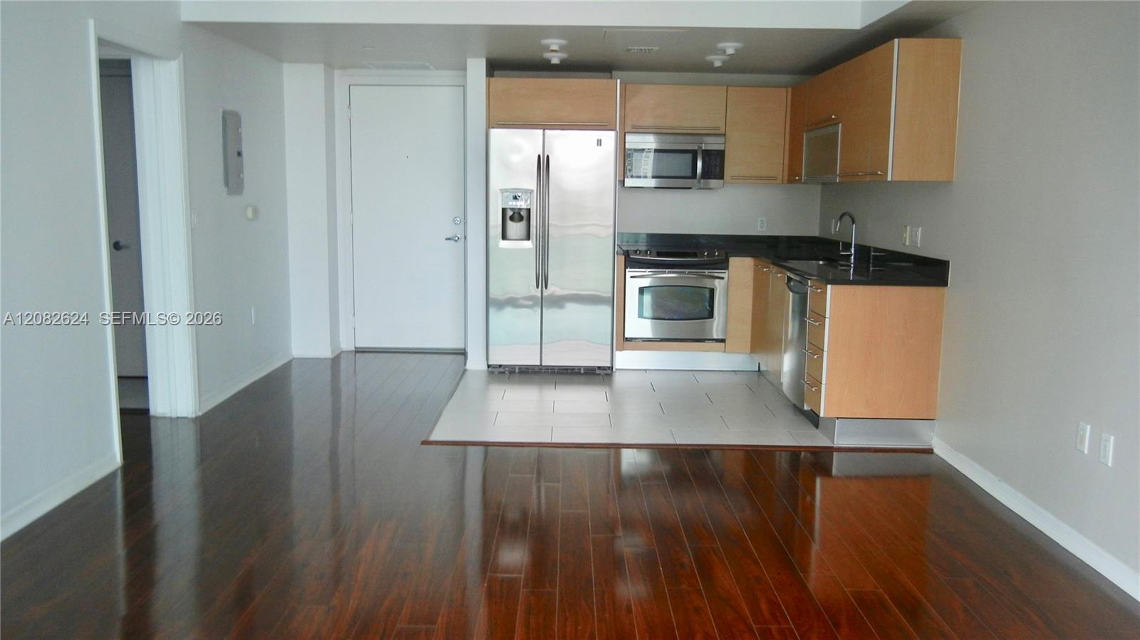 951 Brickell Ave # 2509 — Photo 3