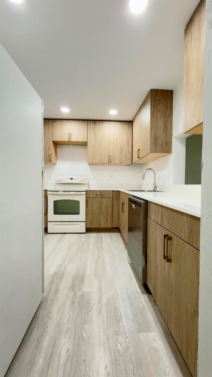 4364 NW 9th # 2a, Deerfield Beach FL 33064