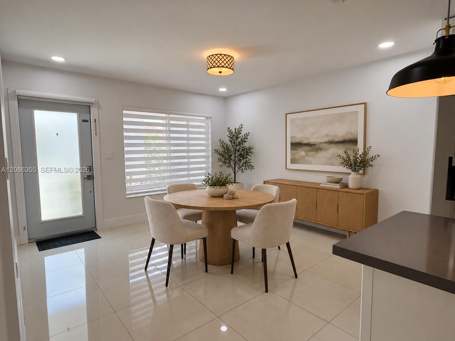 2420 SW 102nd Ave — Photo 4