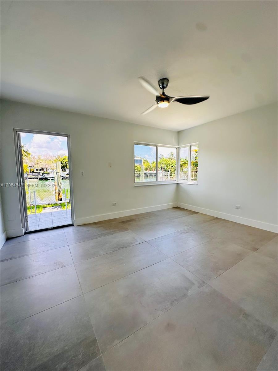 2045 Calais Dr # 6 — Photo 5