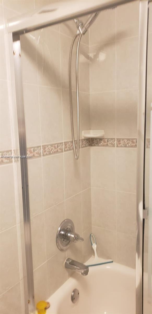 3725 S Ocean Dr # 1208 — Photo 2