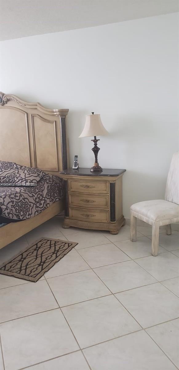 3725 S Ocean Dr # 1208 — Photo 5