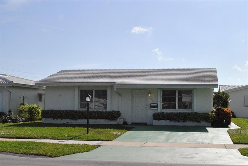 806 Ocean Drive, Boynton Beach FL 33426