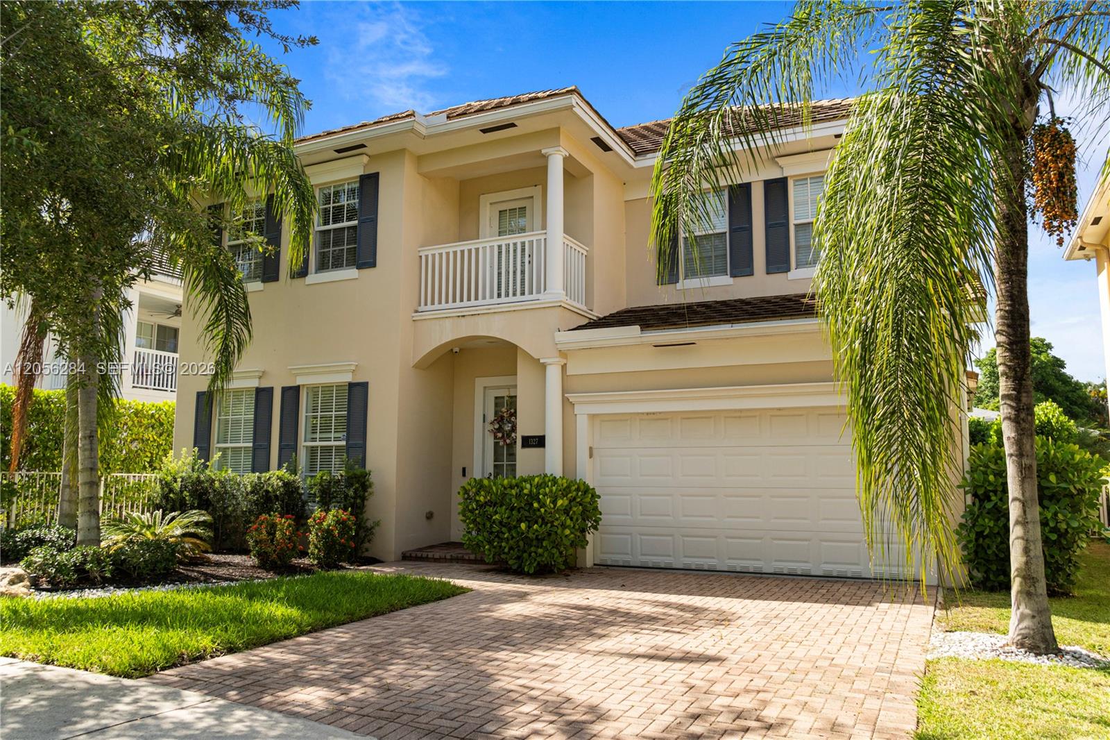 1327 SW 21st Ct — Photo 3